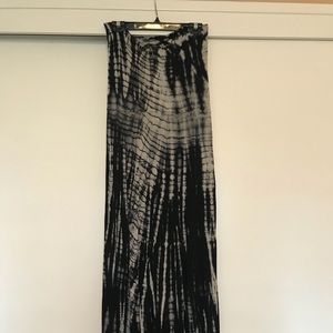 Black and white maxi skirt